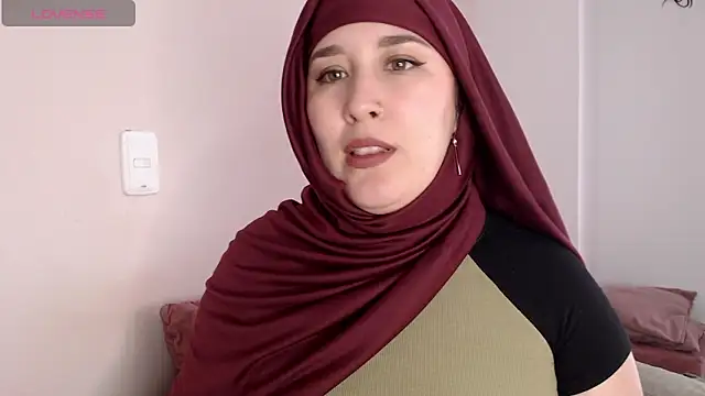 Snapshot of Dalila_bashar chatting on February 18, 2026, 6:48 pm Dalila bashar online show from February 18, 2026, 6:48 pm