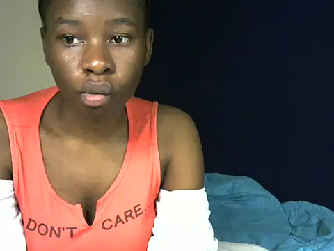 Snapshot of Novah_ chatting on May 9, 2026, 9:51 pm Novah online show from May 9, 2026, 9:51 pm