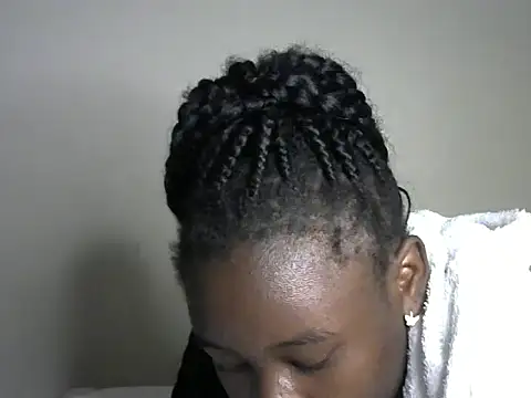 Snapshot of Novah_ chatting on January 18, 2026, 8:18 am Novah online show from January 18, 2026, 8:18 am