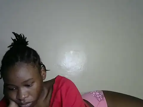 Snapshot of Novah_ chatting on May 2, 2026, 3:12 am Novah online show from May 2, 2026, 3:12 am