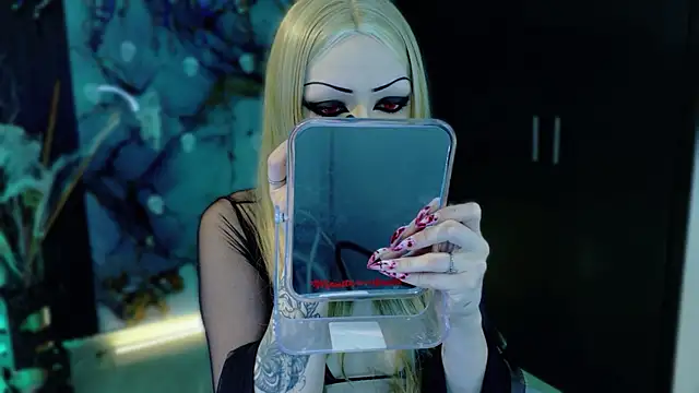 Snapshot of Madison_Jackson chatting on November 18, 2025, 9:29 pm Madison Jackson online show from November 18, 2025, 9:29 pm