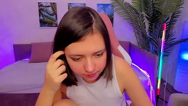 Snapshot of Lina_Brownie chatting on February 12, 2025, 5:47 am Lina Brownie online show from February 12, 2025, 5:47 am