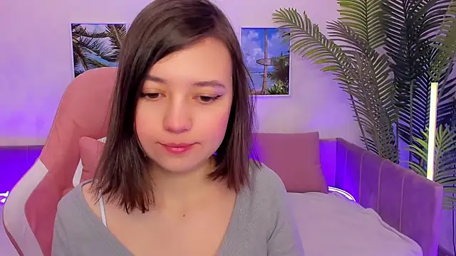 Snapshot of Lina_Brownie chatting on March 14, 2025, 2:20 am Lina Brownie online show from March 14, 2025, 2:20 am