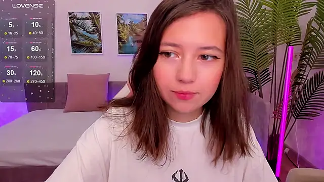 Snapshot of Lina_Brownie chatting on September 12, 2025, 2:23 am Lina Brownie online show from September 12, 2025, 2:23 am