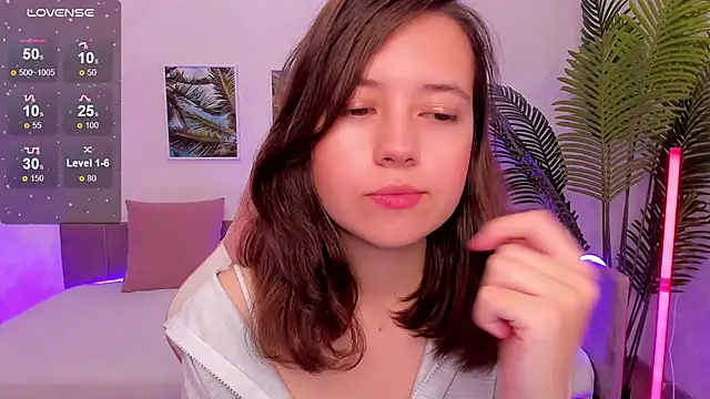 Snapshot of Lina_Brownie chatting on September 21, 2025, 2:39 am Lina Brownie online show from September 21, 2025, 2:39 am