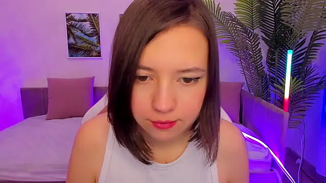 Snapshot of Lina_Brownie chatting on February 15, 2025, 4:58 am Lina Brownie online show from February 15, 2025, 4:58 am