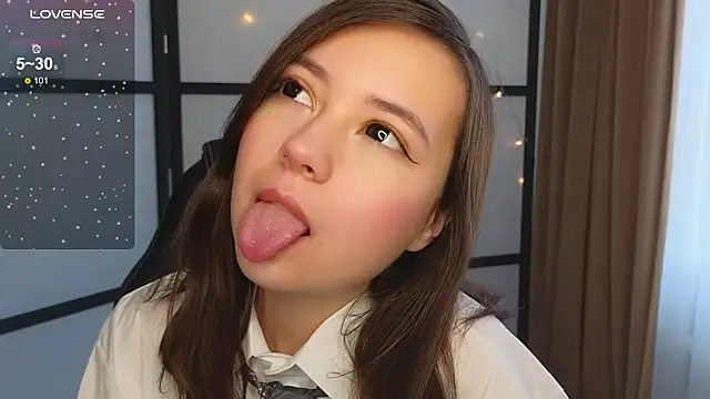 Snapshot of Lina_Brownie chatting on October 26, 2025, 3:18 am Lina Brownie online show from October 26, 2025, 3:18 am