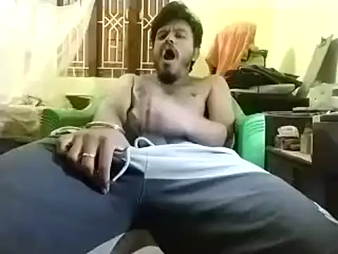 Snapshot of Self-satisfied chatting on December 22, 2024, 9:09 pm Self-satisfied online show from December 22, 2024, 9:09 pm