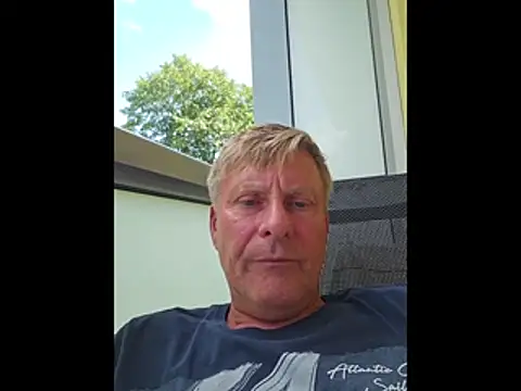 Snapshot of johnnym1 chatting on July 10, 2026, 1:55 pm johnnym1 online show from July 10, 2026, 1:55 pm