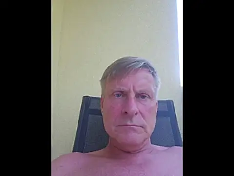Snapshot of johnnym1 chatting on June 24, 2026, 3:10 pm johnnym1 online show from June 24, 2026, 3:10 pm