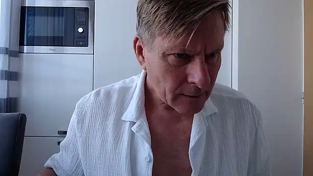 johnnym1 online show from January 19, 2026, 10:19 am