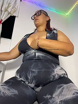 Snapshot of keirabbw chatting on April 19, 2026, 1:39 am keirabbw online show from April 19, 2026, 1:39 am