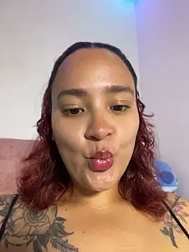 Snapshot of keirabbw chatting on May 6, 2026, 12:14 am keirabbw online show from May 6, 2026, 12:14 am