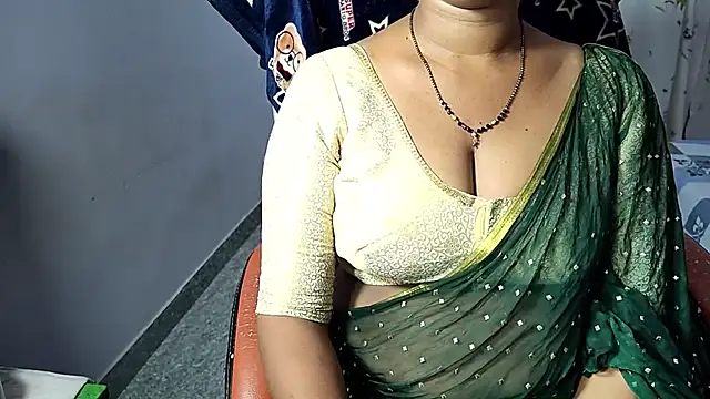 Snapshot of samyukthapuretelugu chatting on July 23, 2026, 4:58 pm samyukthapuretelugu online show from July 23, 2026, 4:58 pm