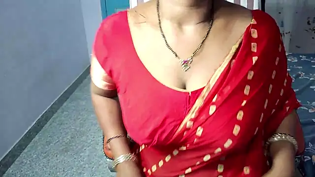 Snapshot of samyukthapuretelugu chatting on June 7, 2026, 4:39 am samyukthapuretelugu online show from June 7, 2026, 4:39 am