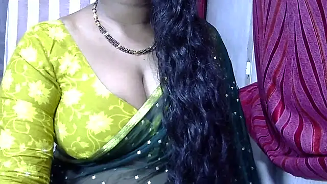 Snapshot of samyukthapuretelugu chatting on November 30, 2025, 11:22 am samyukthapuretelugu online show from November 30, 2025, 11:22 am