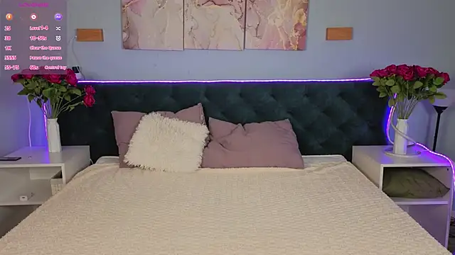 Kelly Hardy online show from February 12, 2026, 1:16 am