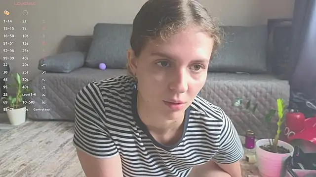 Sereta Finn online show from September 26, 2025, 9:49 am