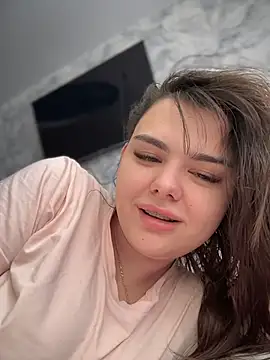 Snapshot of NikaMur chatting on April 23, 2026, 4:08 am NikaMur online show from April 23, 2026, 4:08 am