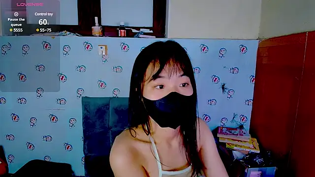   Saphia   online show from February 17, 2025, 3:11 pm