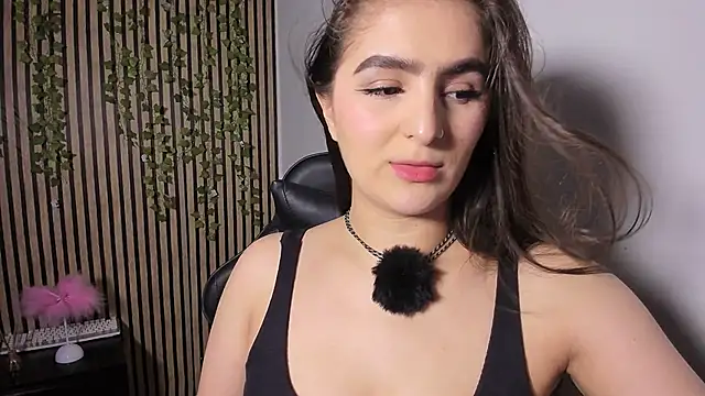sofia 44 online show from June 5, 2026, 11:54 pm