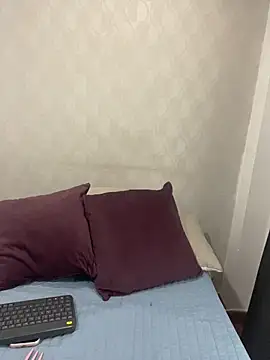 Snapshot of dayis_butera chatting on March 19, 2026, 12:16 pm dayis butera online show from March 19, 2026, 12:16 pm