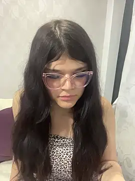Snapshot of dayis_butera chatting on May 28, 2026, 12:44 pm dayis butera online show from May 28, 2026, 12:44 pm