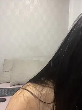 Snapshot of dayis_butera chatting on April 1, 2026, 1:41 pm dayis butera online show from April 1, 2026, 1:41 pm