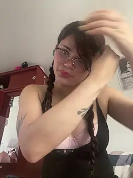 dayis butera online show from November 16, 2025, 4:01 pm