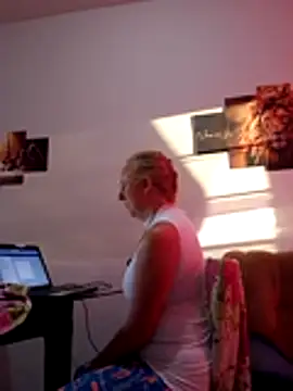 MILEIDE980 online show from February 26, 2026, 9:26 pm