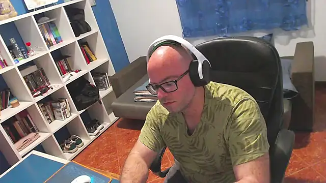 Snapshot of ravingr4d4 chatting on April 25, 2026, 9:45 pm ravingr4d4 online show from April 25, 2026, 9:45 pm
