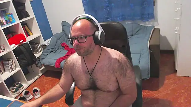 Snapshot of ravingr4d4 chatting on May 1, 2026, 10:59 pm ravingr4d4 online show from May 1, 2026, 10:59 pm
