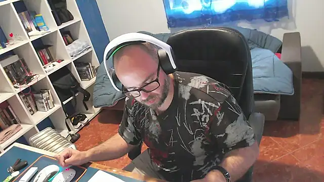 Snapshot of ravingr4d4 chatting on April 21, 2026, 8:21 am ravingr4d4 online show from April 21, 2026, 8:21 am