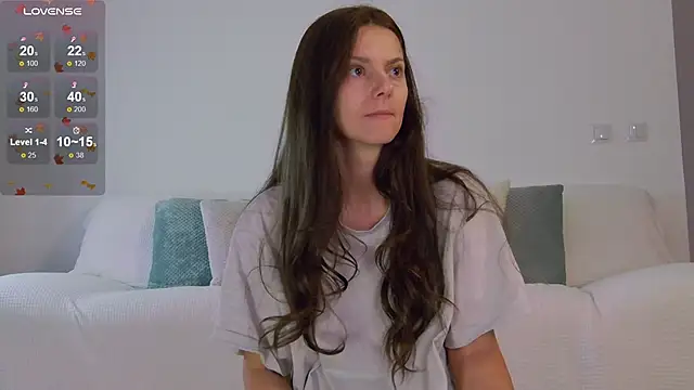 LilyRoselyn online show from October 31, 2025, 4:09 am