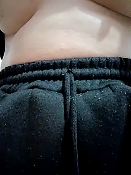 Snapshot of SweetGirl2k2 chatting on February 27, 2025, 5:07 am SweetGirl2k2 online show from February 27, 2025, 5:07 am