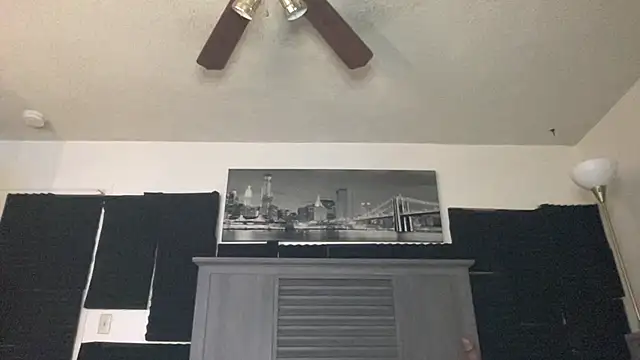 cocaNutt online show from December 3, 2025, 1:43 pm