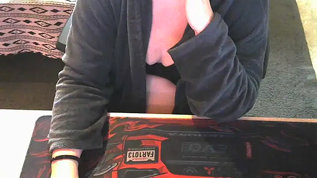 Snapshot of Silvia2277 chatting on February 24, 2026, 10:38 am Silvia2277 online show from February 24, 2026, 10:38 am