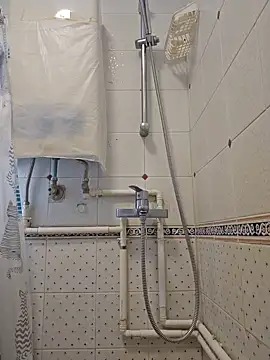 Snapshot of john_ng654321 chatting on November 16, 2025, 8:41 am john ng654321 online show from November 16, 2025, 8:41 am