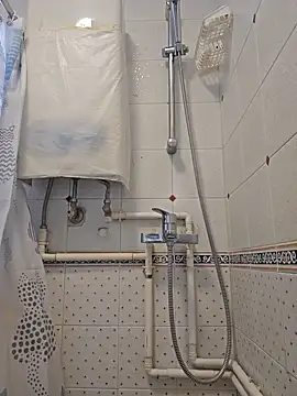 Snapshot of john_ng654321 chatting on November 24, 2025, 1:16 am john ng654321 online show from November 24, 2025, 1:16 am