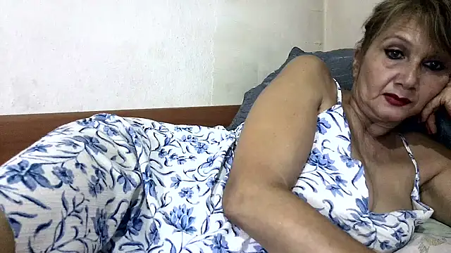 Snapshot of Andra_Love chatting on October 10, 2025, 8:09 pm Andra Love online show from October 10, 2025, 8:09 pm