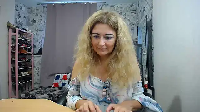 Helen1974 online show from October 15, 2025, 9:50 am