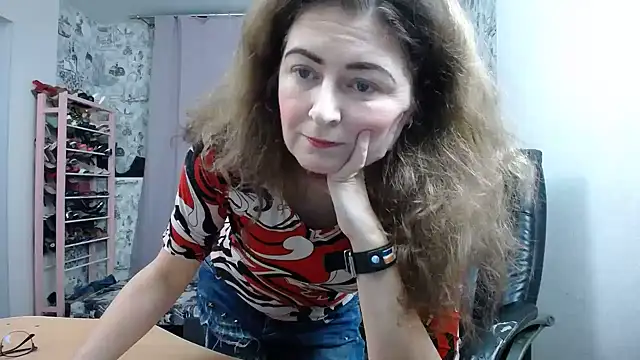 Snapshot of Helen1974 chatting on March 31, 2026, 2:13 am Helen1974 online show from March 31, 2026, 2:13 am