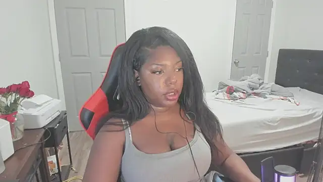 demi xoxo online show from September 9, 2025, 2:43 am