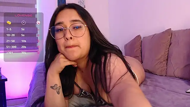 Megan FE online show from October 18, 2025, 1:35 pm