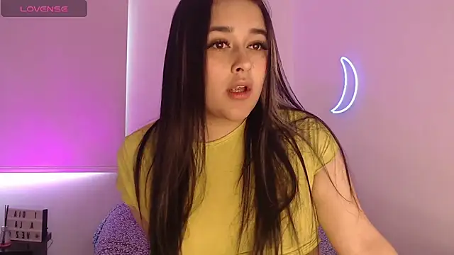 Snapshot of Megan_FE chatting on February 16, 2025, 3:59 pm Megan FE online show from February 16, 2025, 3:59 pm