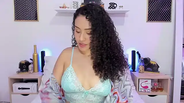 Zoe Gruber online show from October 14, 2025, 6:30 pm