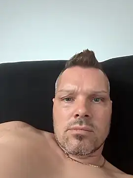 Bastilein1985 online show from May 12, 2026, 12:11 pm