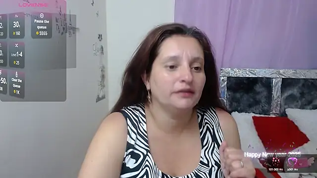 Snapshot of CristialJones_ chatting on February 20, 2025, 1:51 pm CristialJones online show from February 20, 2025, 1:51 pm