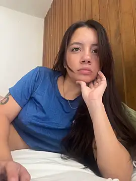 Snapshot of mxrylovely chatting on November 8, 2025, 3:26 pm mxrylovely online show from November 8, 2025, 3:26 pm