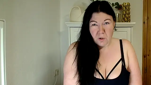 p6w official online show from March 10, 2026, 5:00 am